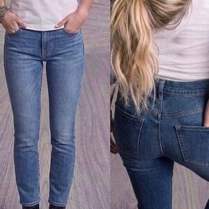 Old Navy High Rise Super Skinny Jeans Blue Medium Wash Stretch Size 16